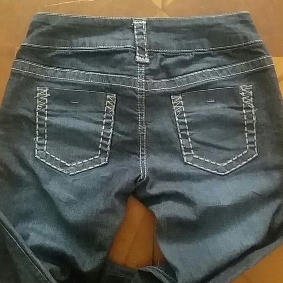 Jeans - Picture 2 of 4