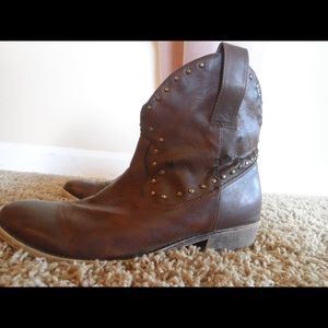 Brown Cowgirl Booties
