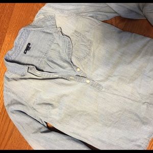 Gap Chambray Pullover