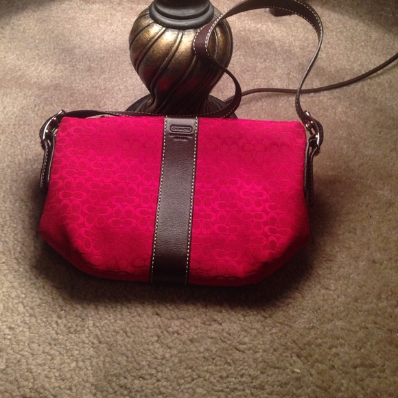 Small coach purse/clutch.