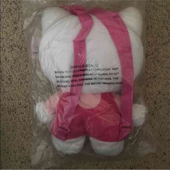 Hello Kitty backpack - Picture 2 of 2