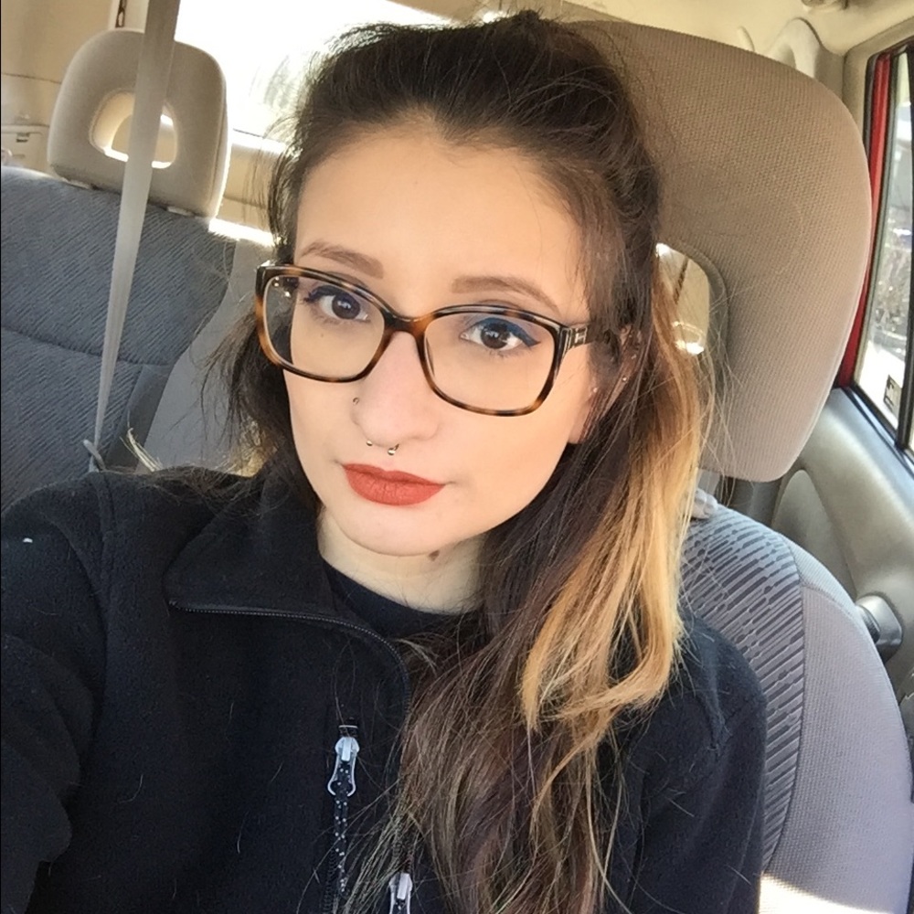 Meet your Posher, Brenda