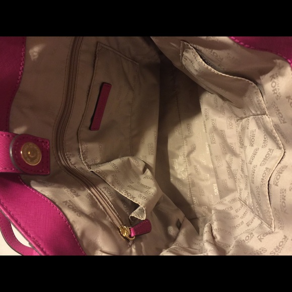 Michael kors large bag - Picture 3 of 3