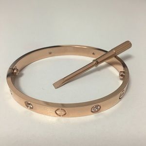 Rose gold Screw love bracelet