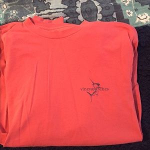 Size S vineyard vines long sleeve. Coral color