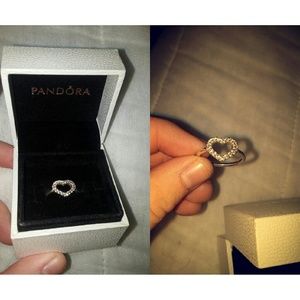 Pandora Ring
