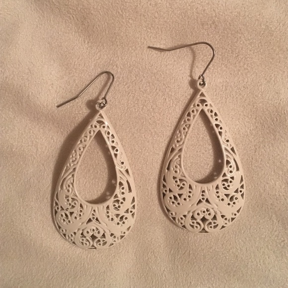 Ivory Paisley Drop Earrings