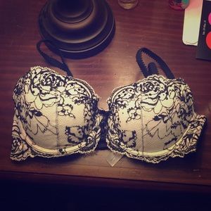 Victoria's Secret bra