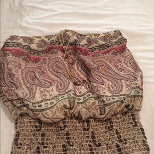 Tube top with gold tassel