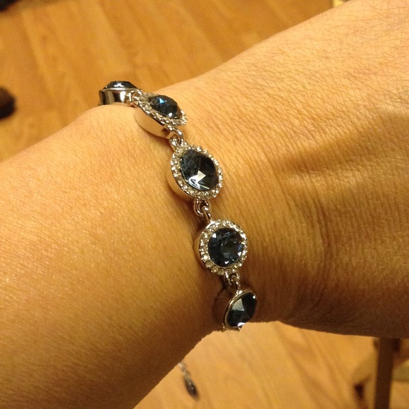 21k White Gold Plated Jewelry - Beautiful Bracelet CZirconia 21k White Gold Plated