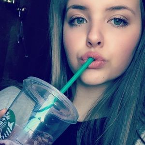 Meet your Posher, Gloria