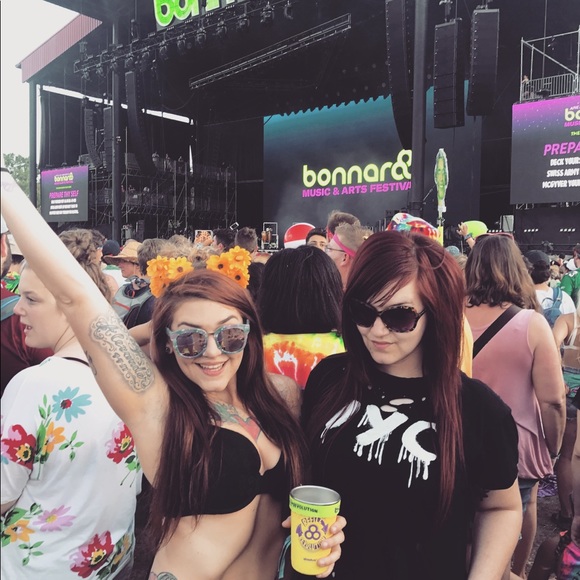 Meet your Posher, Allie - Picture 10 of 13