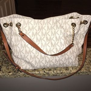 🔴SOLD🔴 Michael Kors Satchel