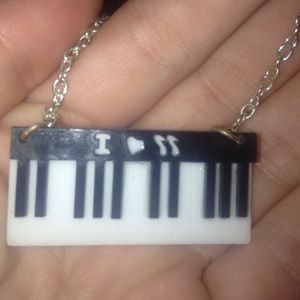 piano necklace
