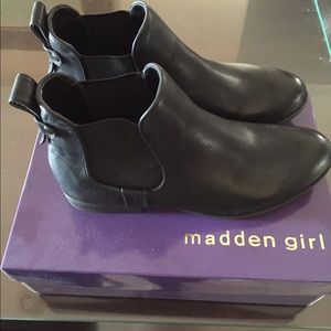 Madden Girl Draft Chelsea Ankle Booties