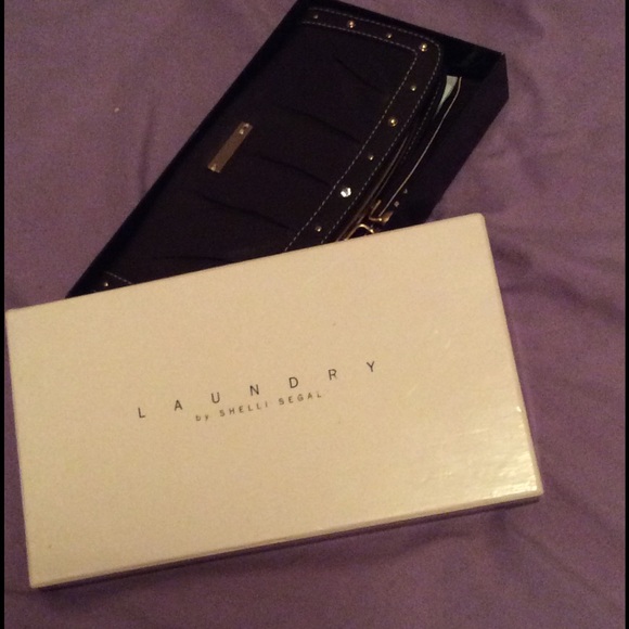 LAUNDRY by Shelli Segal Wallet