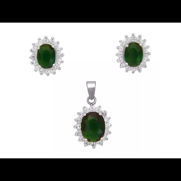 .925 Sterling Silver Emerald Oval Cut Set