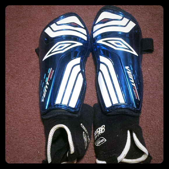 Never worn Umbro soccer shin guards