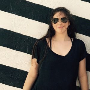 Meet your Posher, Chloe