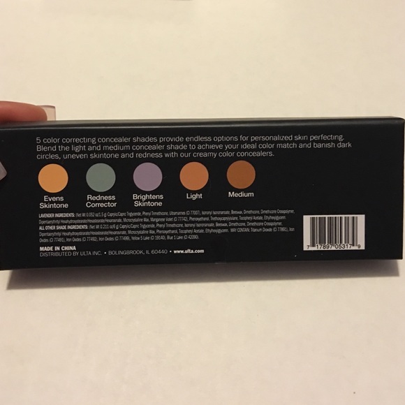 SOLD!!!😊Ulta Color Correct Concealer & Lashes - Picture 3 of 4