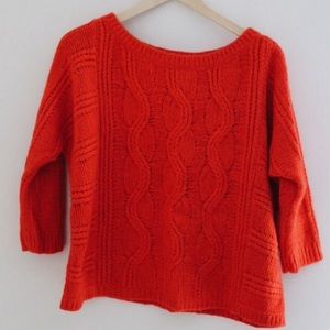 Red/orange pullover sweater