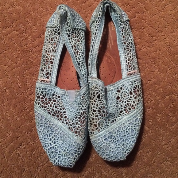 Toms