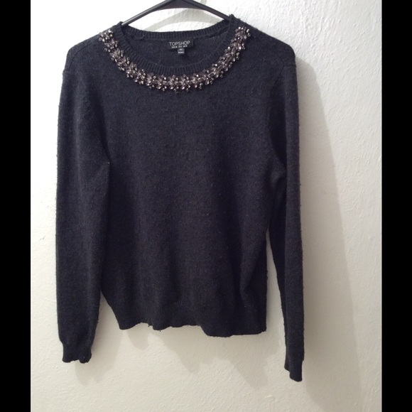 gray beaded collar necklace