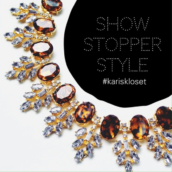 Tortoise collar gold leaf statement necklace - Picture 3 of 3