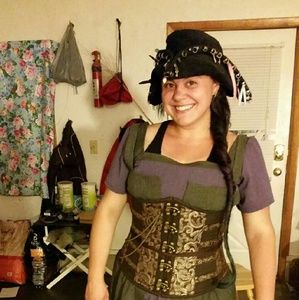 Meet your Posher, Kanani