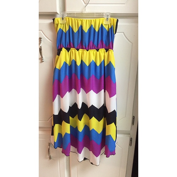 Chevron High Low Dress - Picture 2 of 2