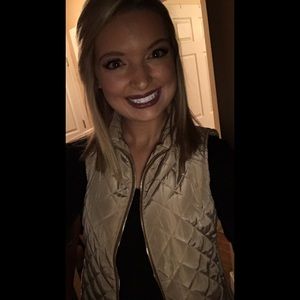 Meet your Posher, Jessica