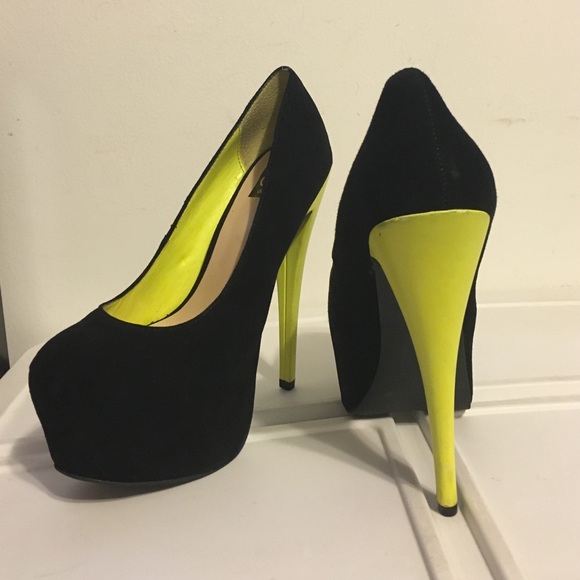 Dolce Vita platform pumps