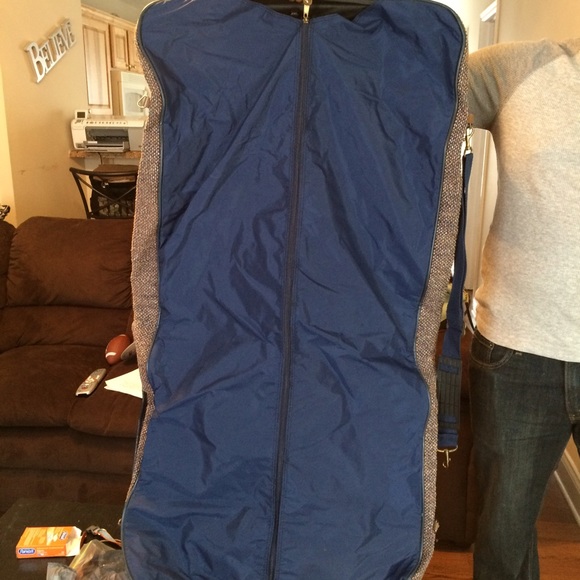 🚫SOLD LOCAL🚫suit bag ! - Picture 2 of 2