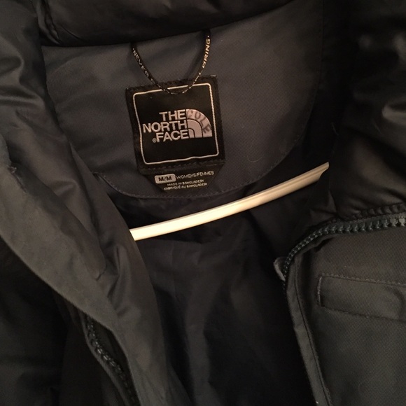 SOLD North Face down long winter coat - Picture 4 of 4