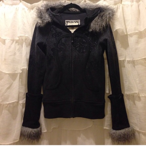 Lululemon Special Edition Hoodie size 6