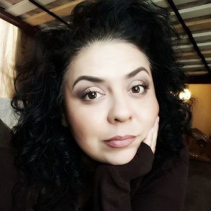 Meet your Posher, Teresa