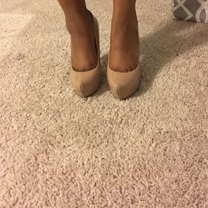 Jessica Simpson "JS-JSMint" nude patent leather