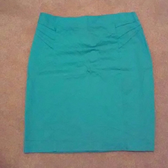 Pencil skirt
