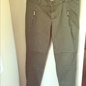 Military inspired ankle pants