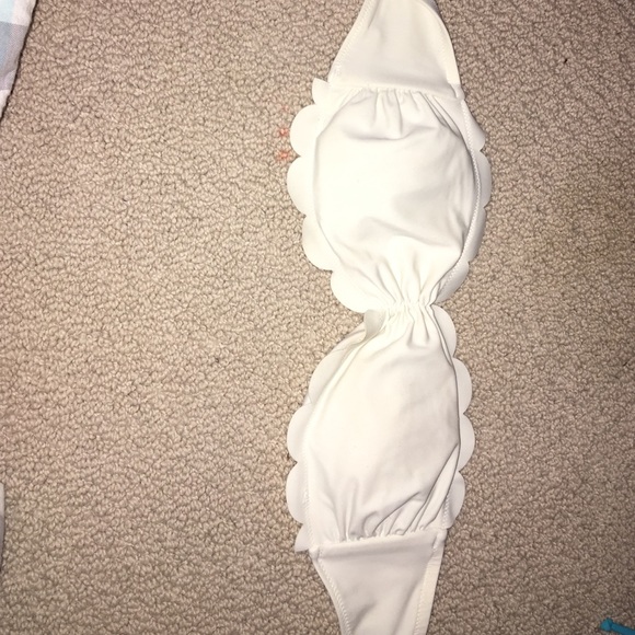 Pink Victoria's Secret scalloped white bikini top