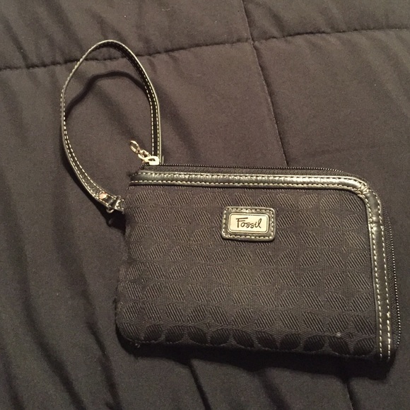 Fossil wristlet