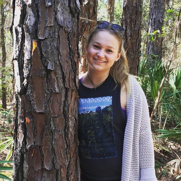 Meet your Posher, Kristen