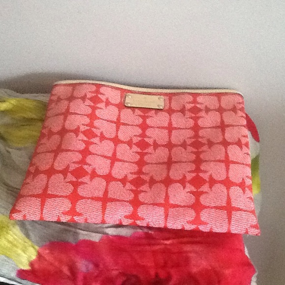 Kate Spade Large Pouch - Picture 3 of 4