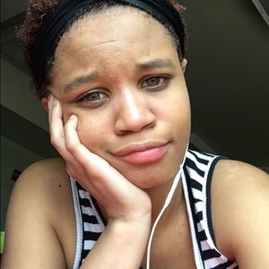 Meet your Posher, Lurae