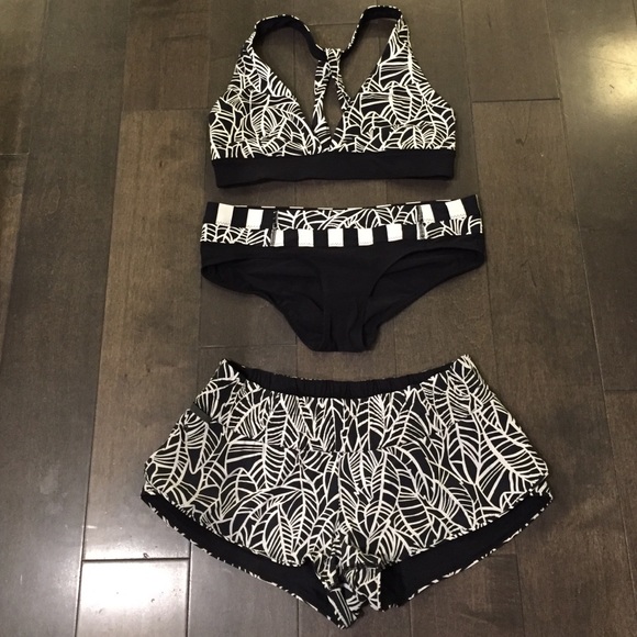 Lululemon Swim set!  Top 8/Bottom 6