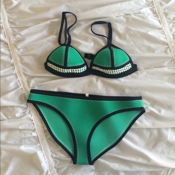 Knock-off Triangl swimsuit