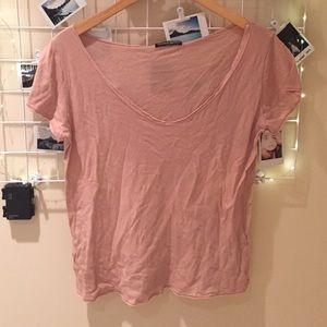 NWOT brandy melville blush tee
