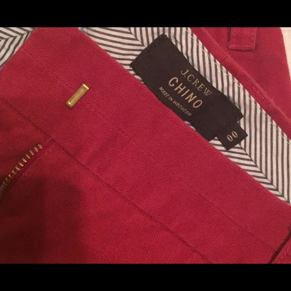 Crimson red j crew chino shorts. size 00 - Picture 2 of 2