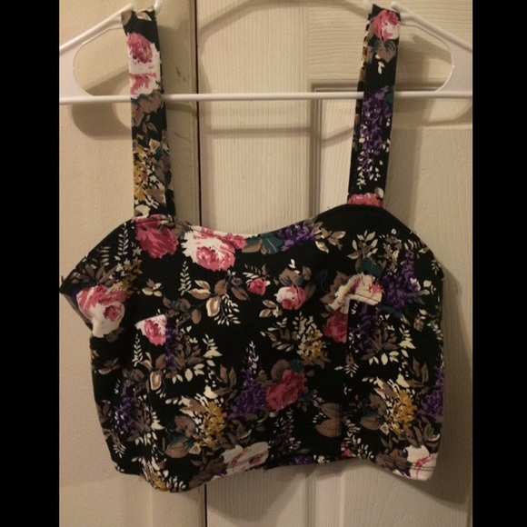 Floral crop top with a cut out and zippered back