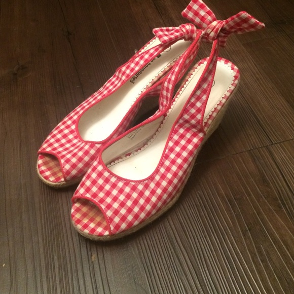 No Boundaries wedges